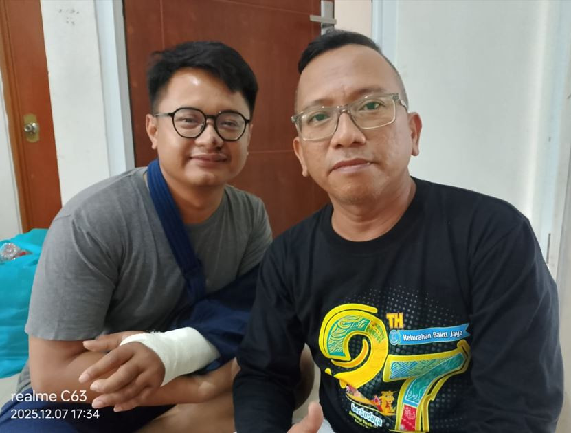 Jenguk Warga Utama Madani